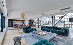 Loft Astoria - The Ultimate Penthouse